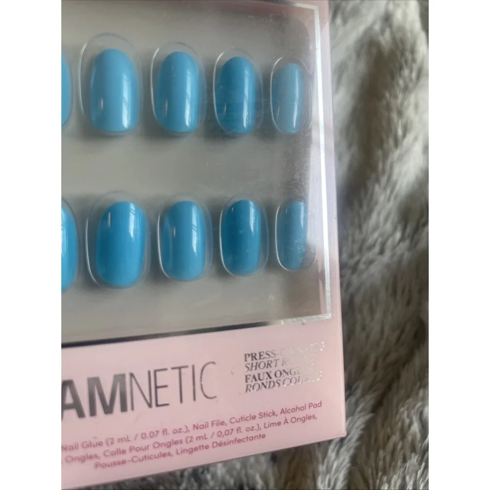 Glamnetic Azure Blue Short Round Press-On‎ Nails Full Cover Glue Included NIB